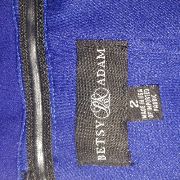 Betsy & Adam Off-the-Shoulder Scuba Mermaid Gown  Dress - Women's - Picture 11 of 13